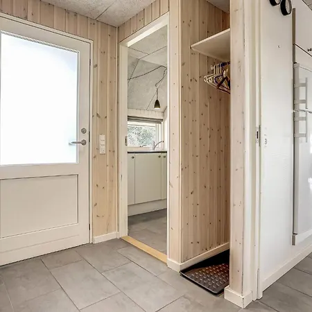 3 Bedroom Beautiful In *