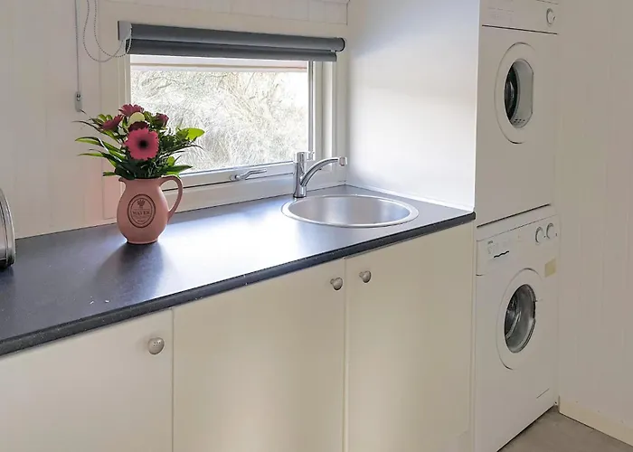 3 Bedroom Beautiful In 度假居