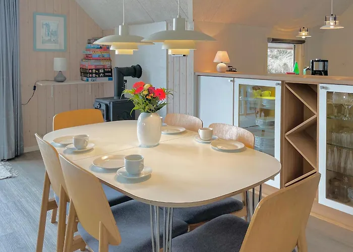 3 Bedroom Beautiful In 布拉万德