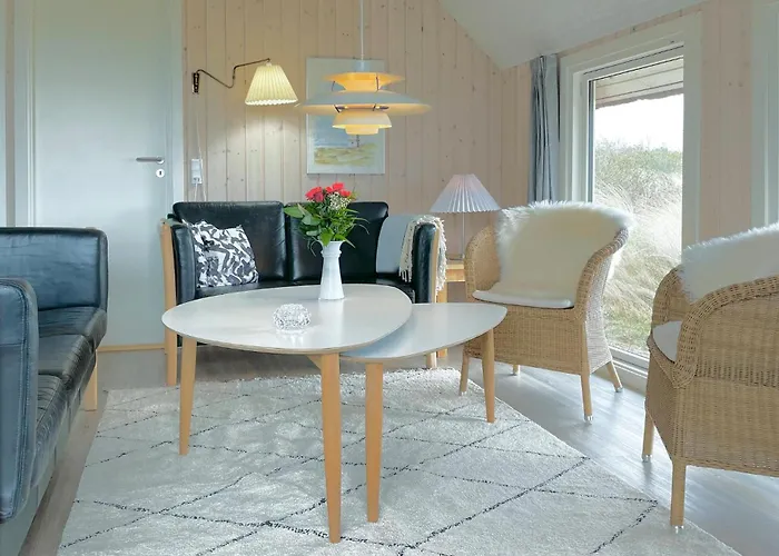 3 Bedroom Beautiful In 度假居 *