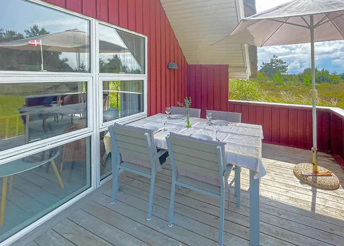 3 Bedroom Beautiful In 度假居